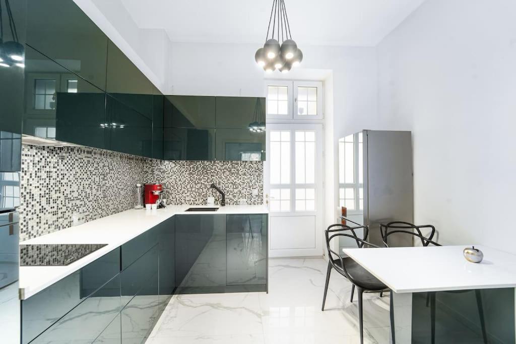 Apartment Best Point In The City / 2 Bedrooms Sofia