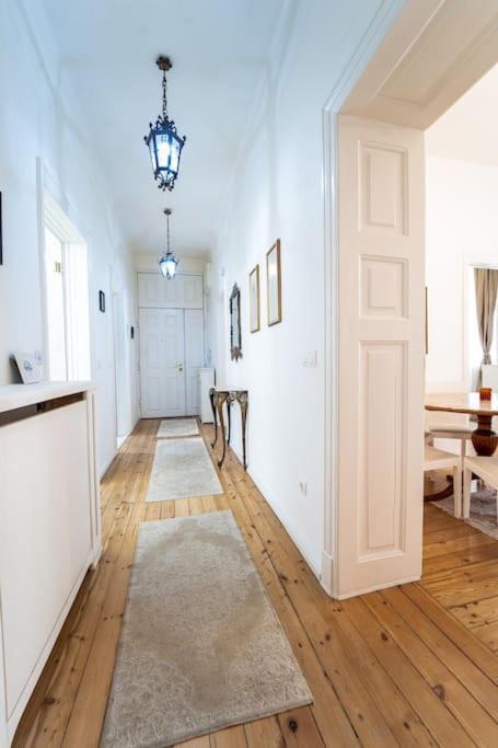 Best Point In The City / 2 Bedrooms Apartment Sofia