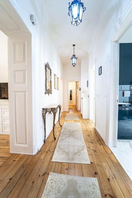 Best Point In The City / 2 Bedrooms Apartment